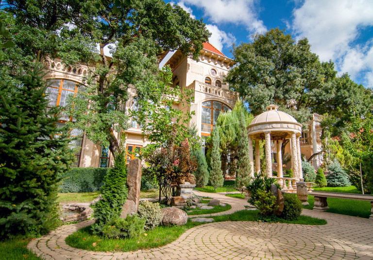 Staryj-park-v-Gelendzhike-e1487424426898